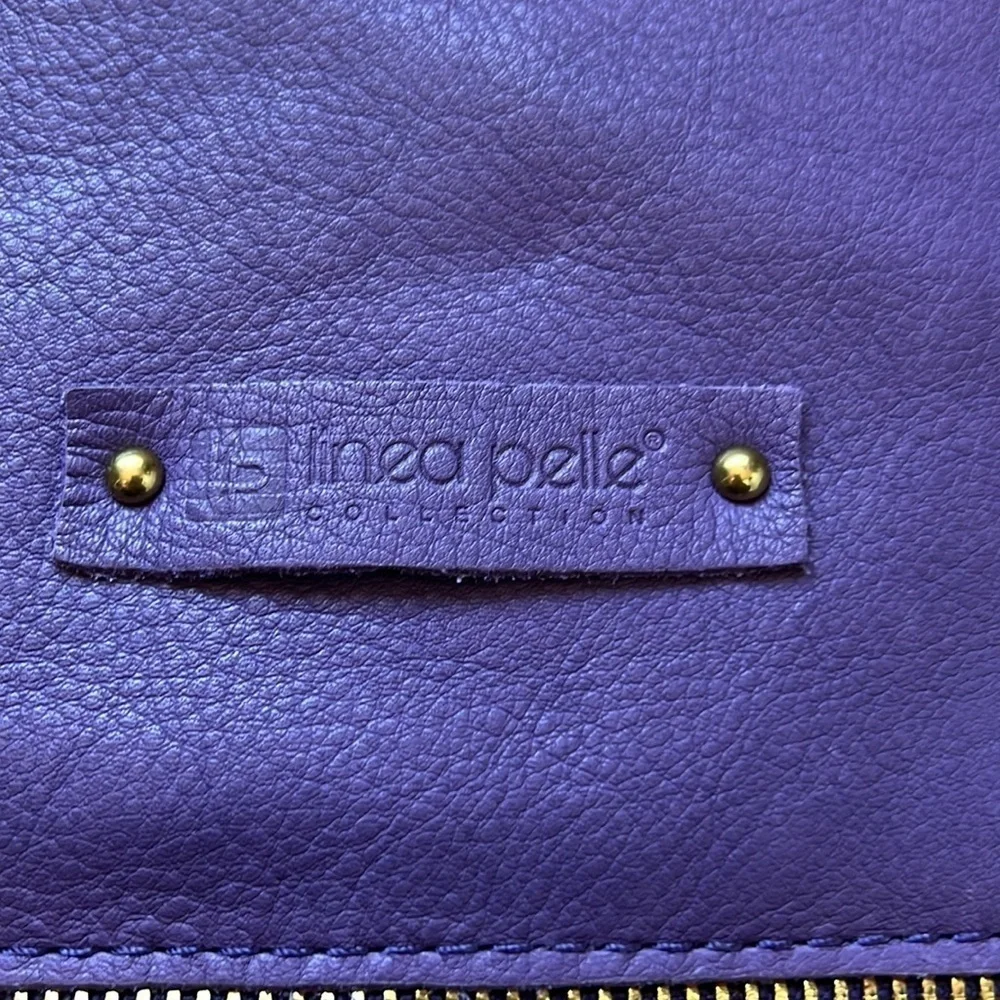 Linea Pelle Handmade Leather Wristlet purse